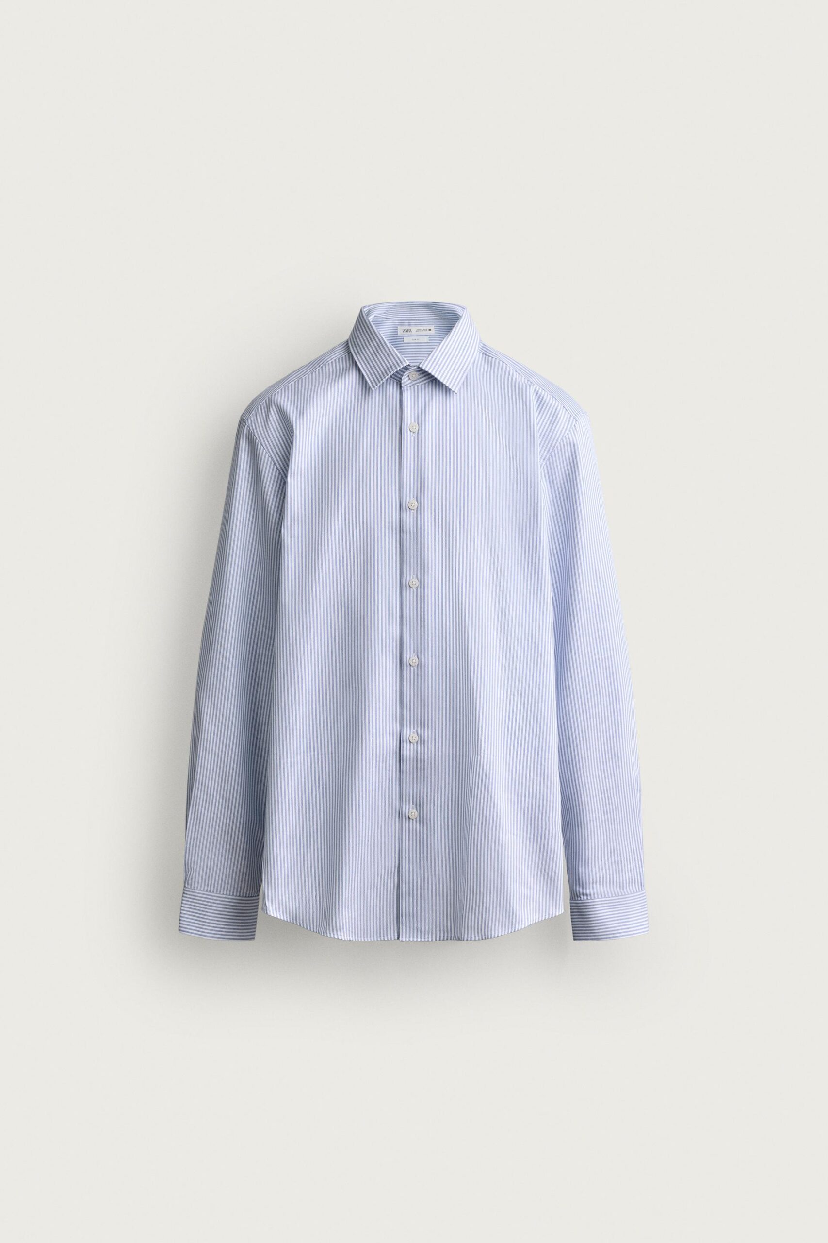 CHEMISE À RAYURES TEXTURÉES, COUPE SLIM