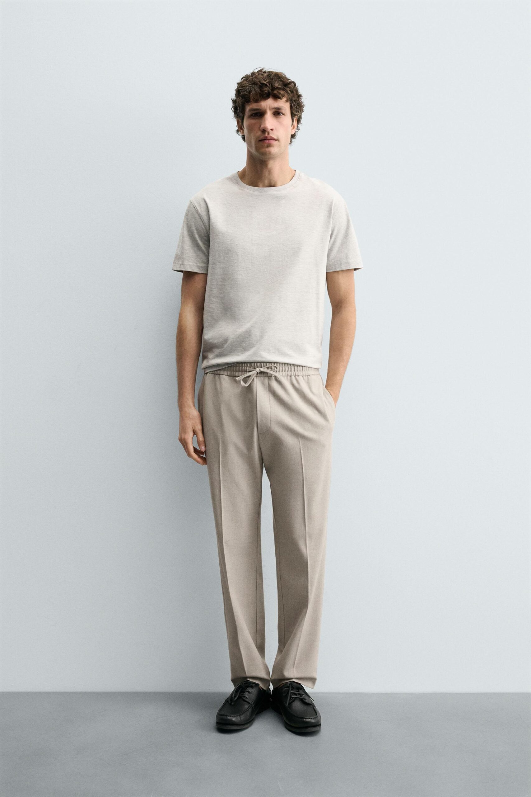 PANTALON DE JOGGING CONFORTABLE À TAILLE ÉLASTIQUÉE