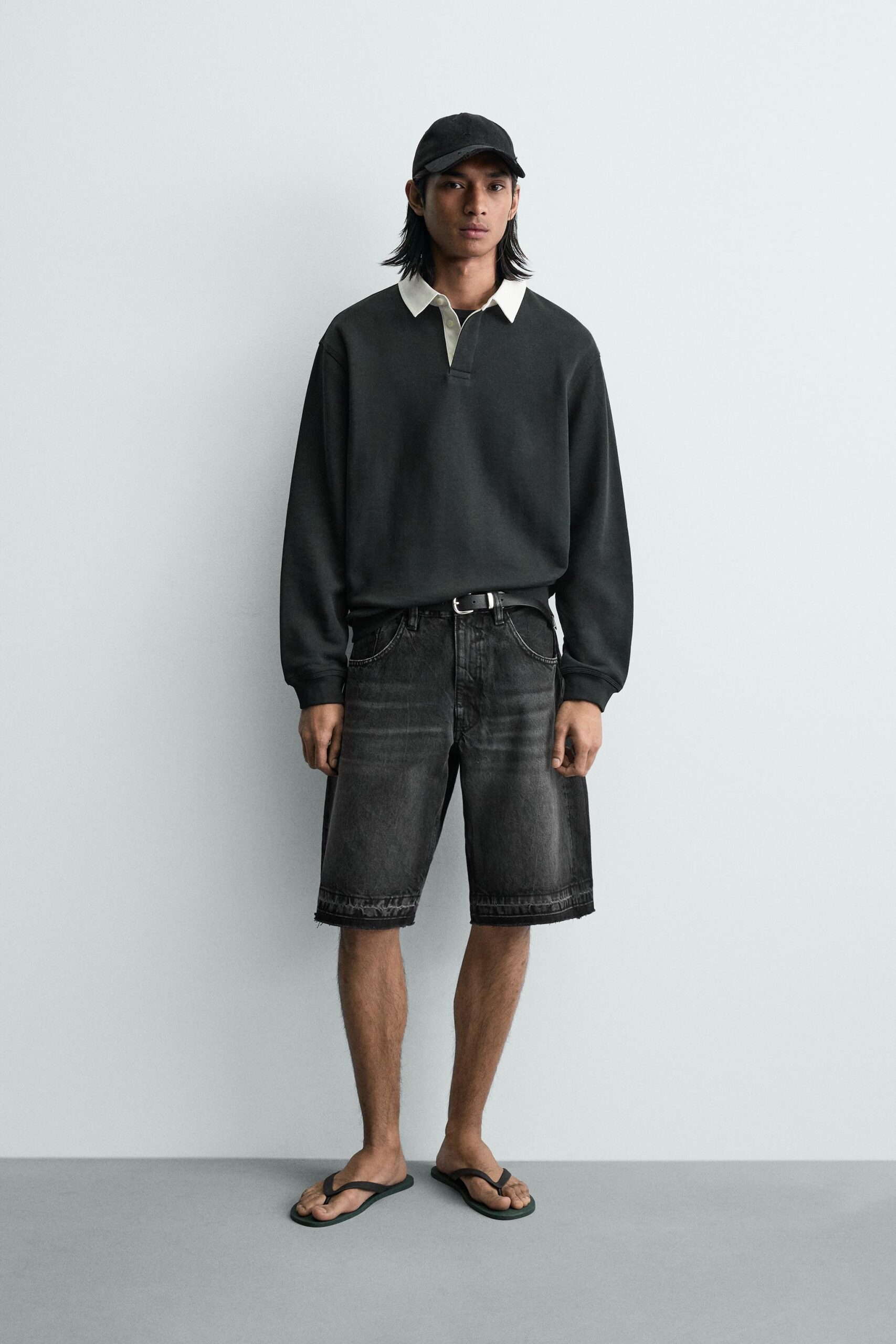 BERMUDAS EN JEAN À COUPE DÉCONTRACTÉE