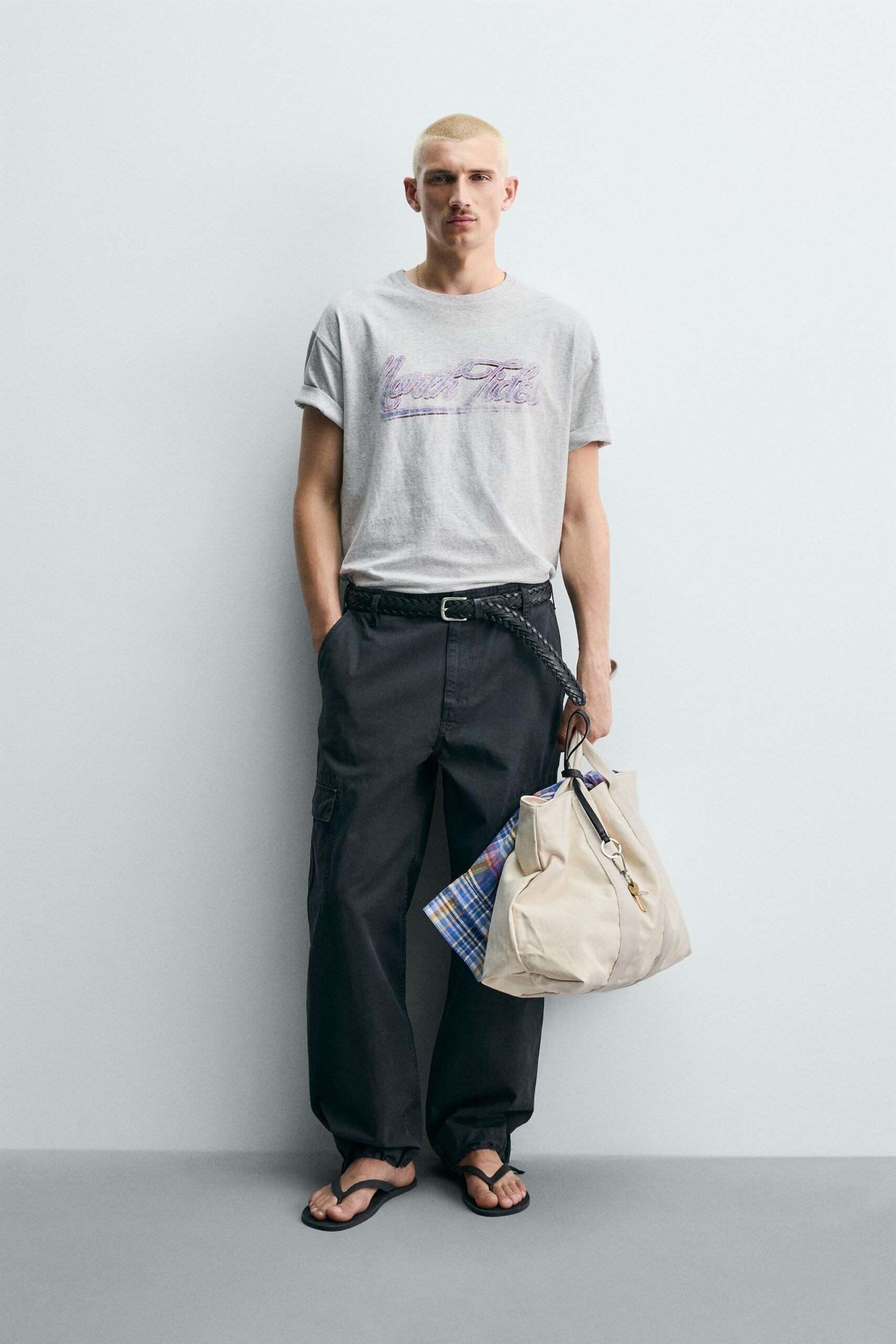 T-SHIRT LAVÉ AVEC SLOGAN IMPRIMÉ